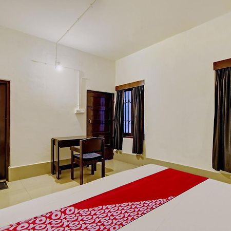 Super Hotel O Ceasar Palace Annex Thodupuzha Exterior foto