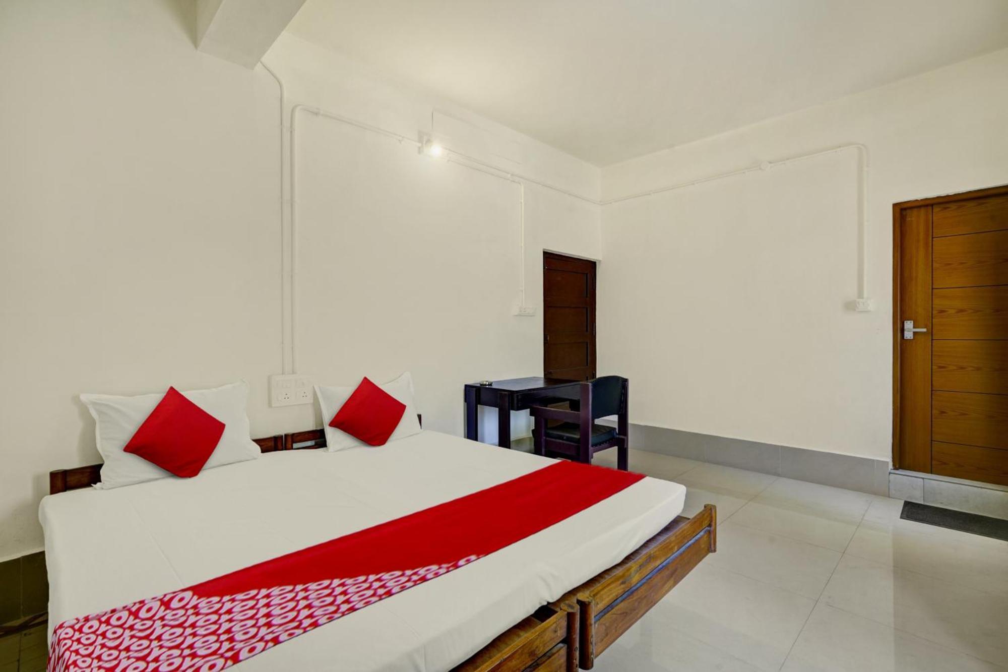 Super Hotel O Ceasar Palace Annex Thodupuzha Exterior foto